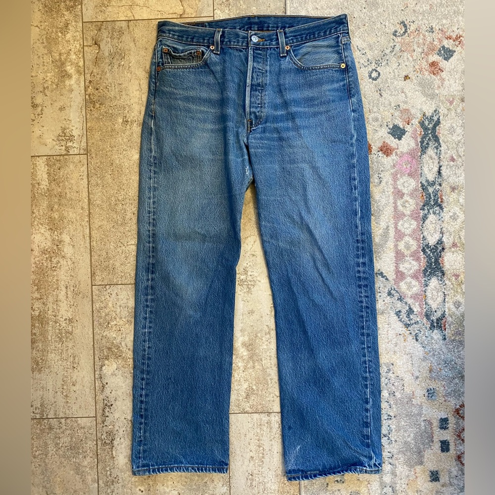 Levi’s 501 Straight Leg Button Fly 36/34 Jeans